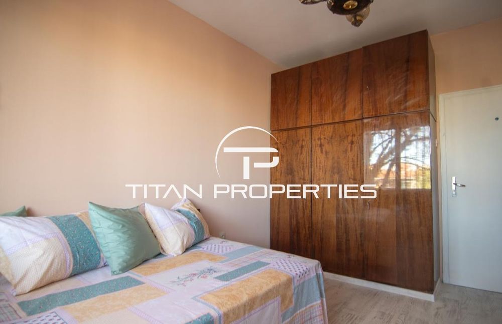 Дава се под наем Четиристаен апартамент в Пловдив, Младежки Хълм - 95 кв.м за 668.1 € - Снимка #4