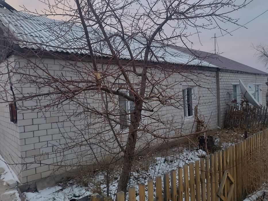 Приречнида 3 бөлмелі уй сатылады