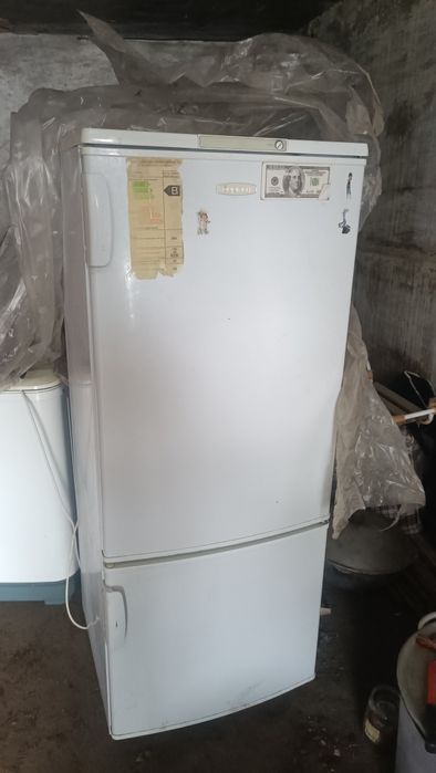 Б/у холодильник "Бирюса"