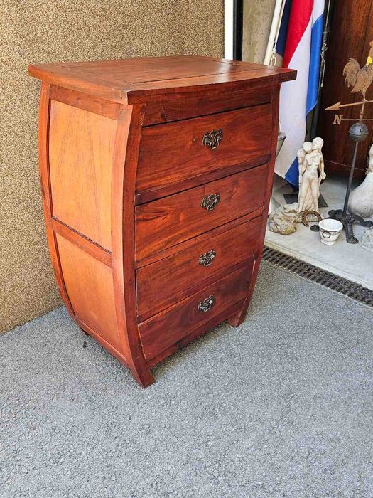 Ретро скрин изработен изцяло от масив