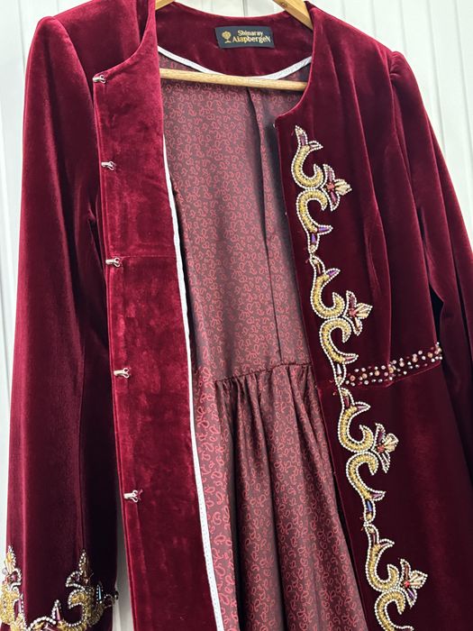 Әдемі Қазақша бешпент