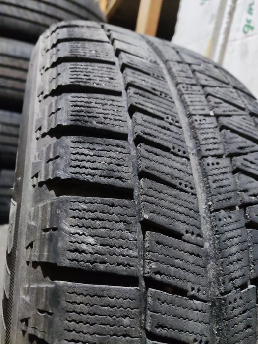 Колеса шины Bridgestone зима 215/60/16