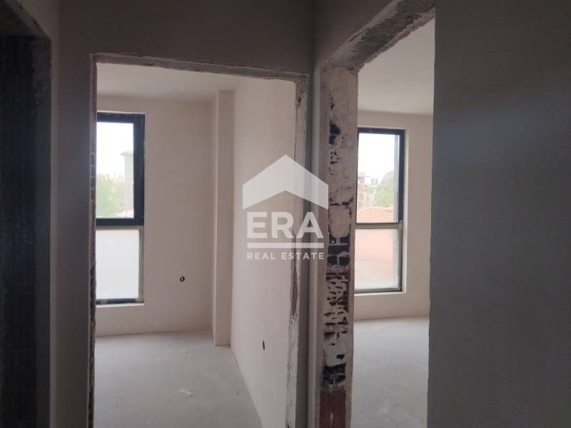 Продава се Многостаен апартамент в Хасково, Овчарски - 111 кв.м за 1250 €/кв.м - Снимка #8