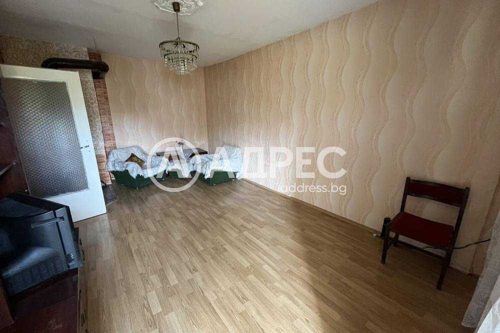 Продава се Двустаен апартамент в Разград, Център - 62 кв.м за 1284 €/кв.м - Снимка #1