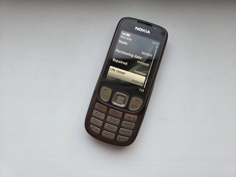 Nokia 6303i - telefon cu butoane