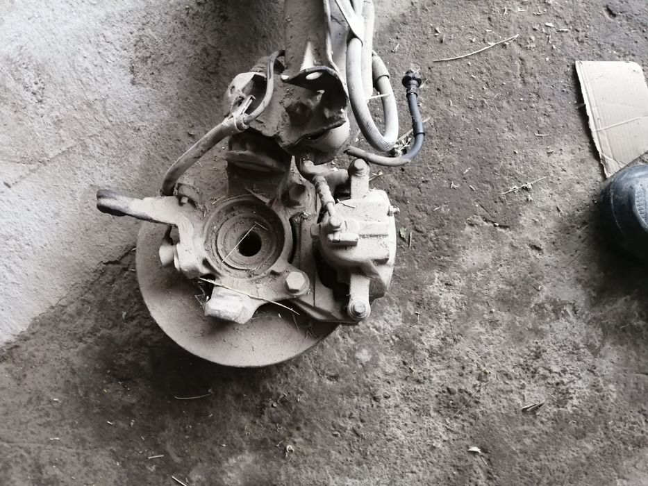 Ниссан примера запчать