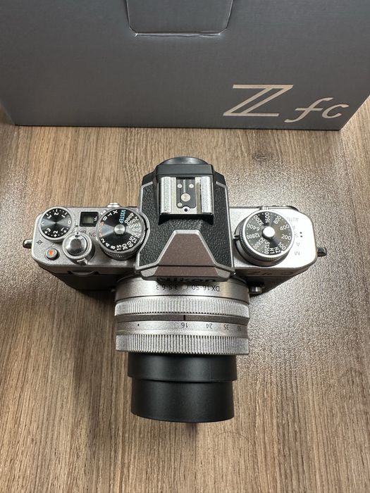Nikon Z fc + 16-50mm + 7Artisans 35mm F1.4 + Godox – като нов