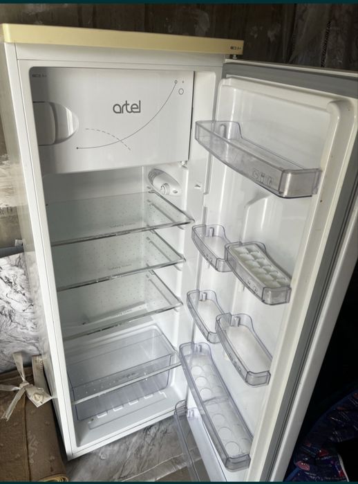 Artel Muzlatkich sotiladi A+