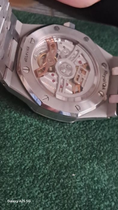 Vand ceas Audemars Piguet