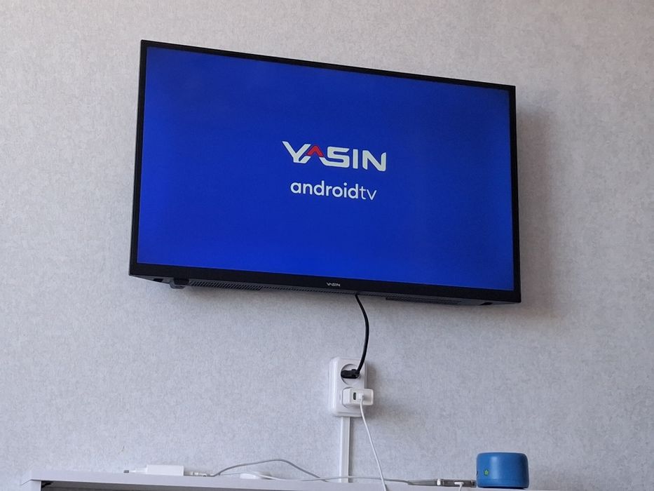 Продам смарт TV диагональ 32