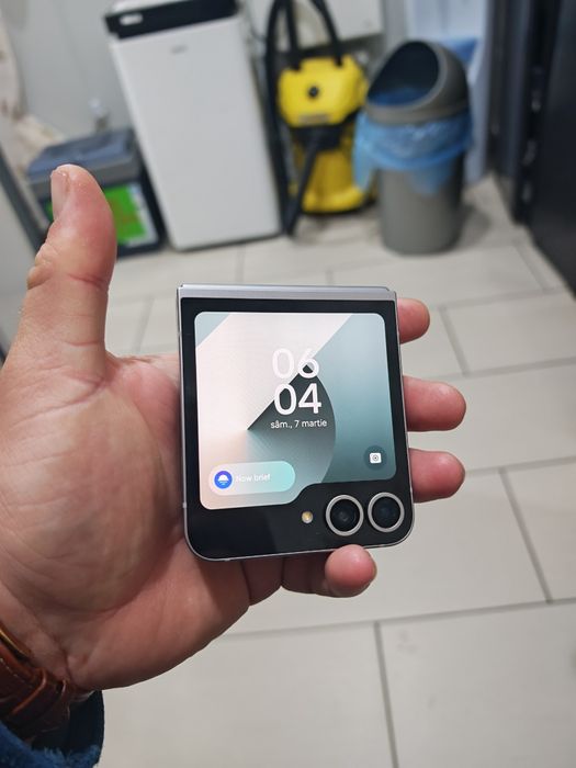 Samsung flip 6 256gb