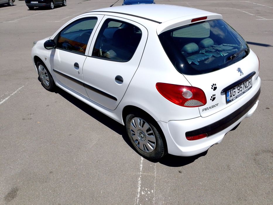 PEUGEOT Unknown Model 2011 — imagine 4