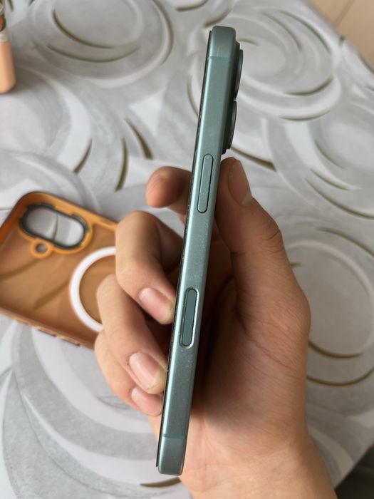 Айфон 16 стылады