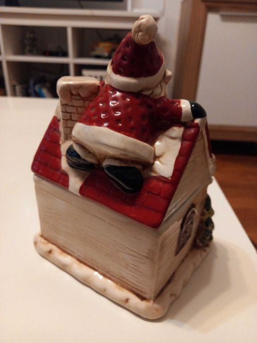Голяма метална кола, Керамична коледна къща кутия, Преспапие коледно.
