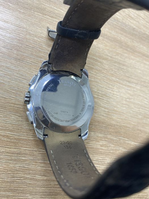 tissot t035617 A )(p25)