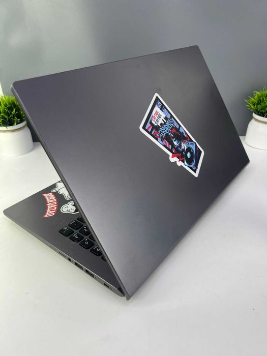 Ноутбук Asus core i3/10-пок 70012а300