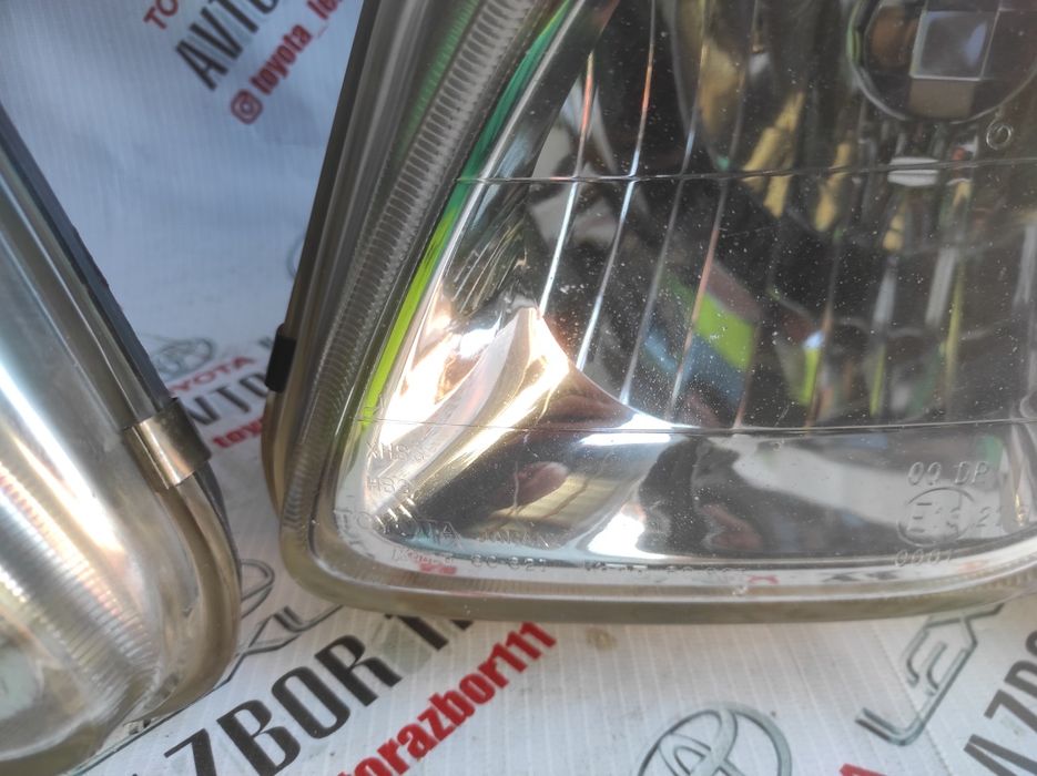 Фара левая LX470 стекло
