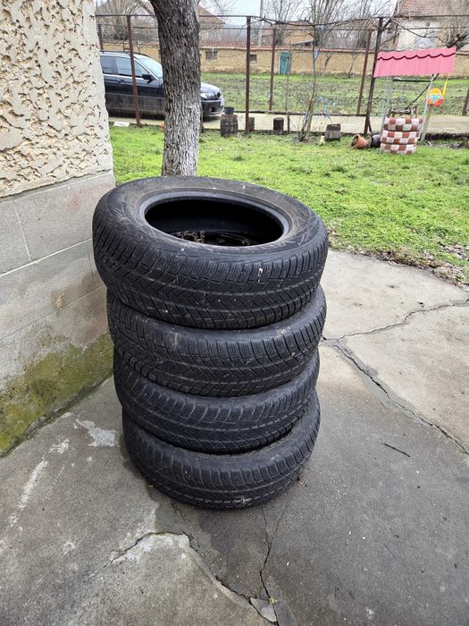 Гуми 235/65R17 vredstein