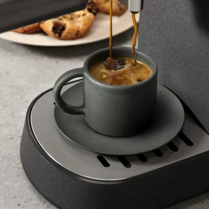 Еспресо кафемашина с ръкохватка Electrolux Explore
