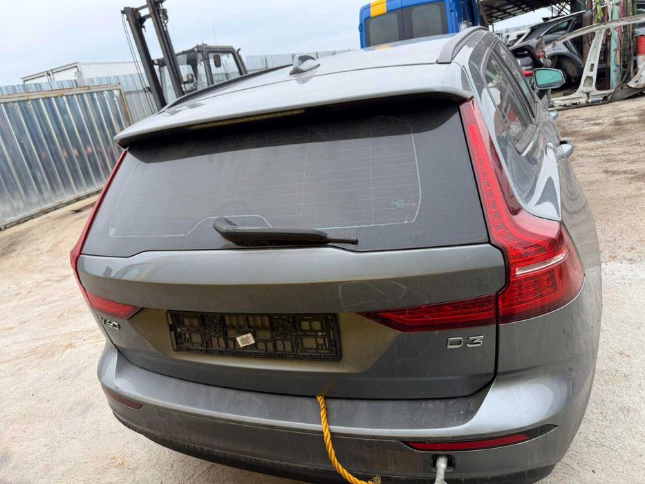 Volvo V60 2.0D 150HP-на части