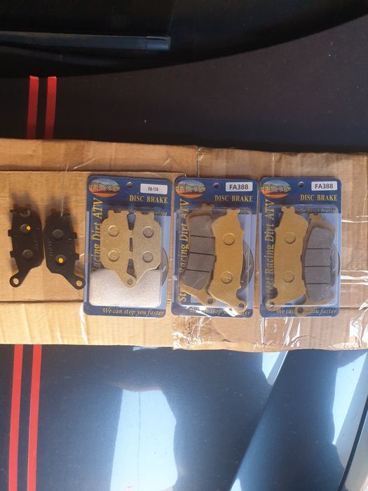 Vand set plăcute frână Honda Transalp 700