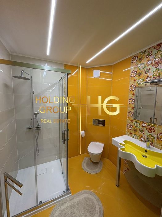 Продава се Четиристаен апартамент в Варна, м-т Евксиноград - 150 кв.м за 3867 €/кв.м - Снимка #11