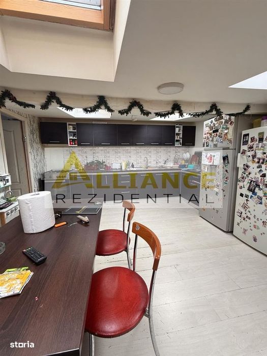 Apartament mare 4 camere â 145 mp compartimentare eficienta