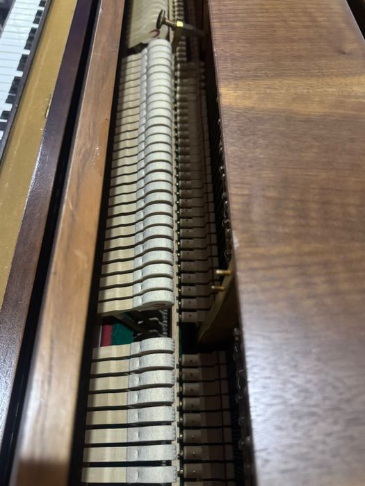 Vând pianină Schimmel Braunschweig