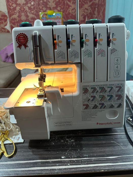 Машинка оверлок + распашевалка