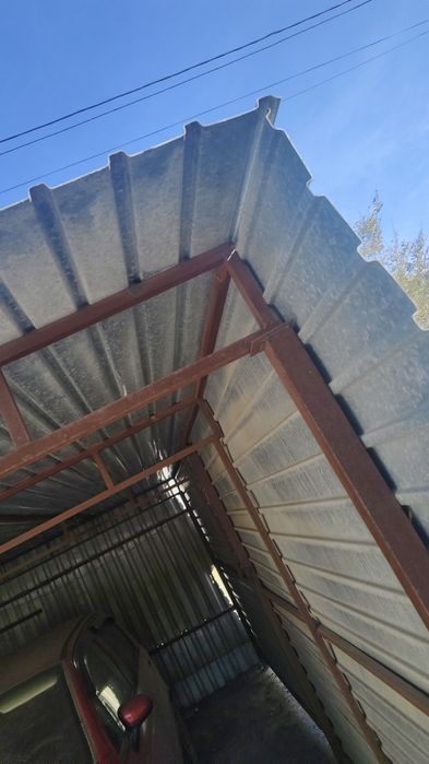 Продам навес для автолюбиля