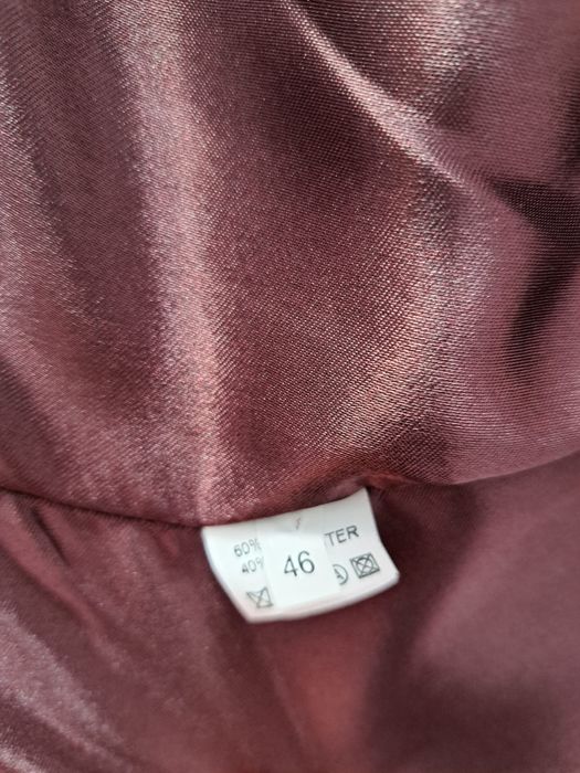 Haina de dama din lână cu guler din blană de vulpe