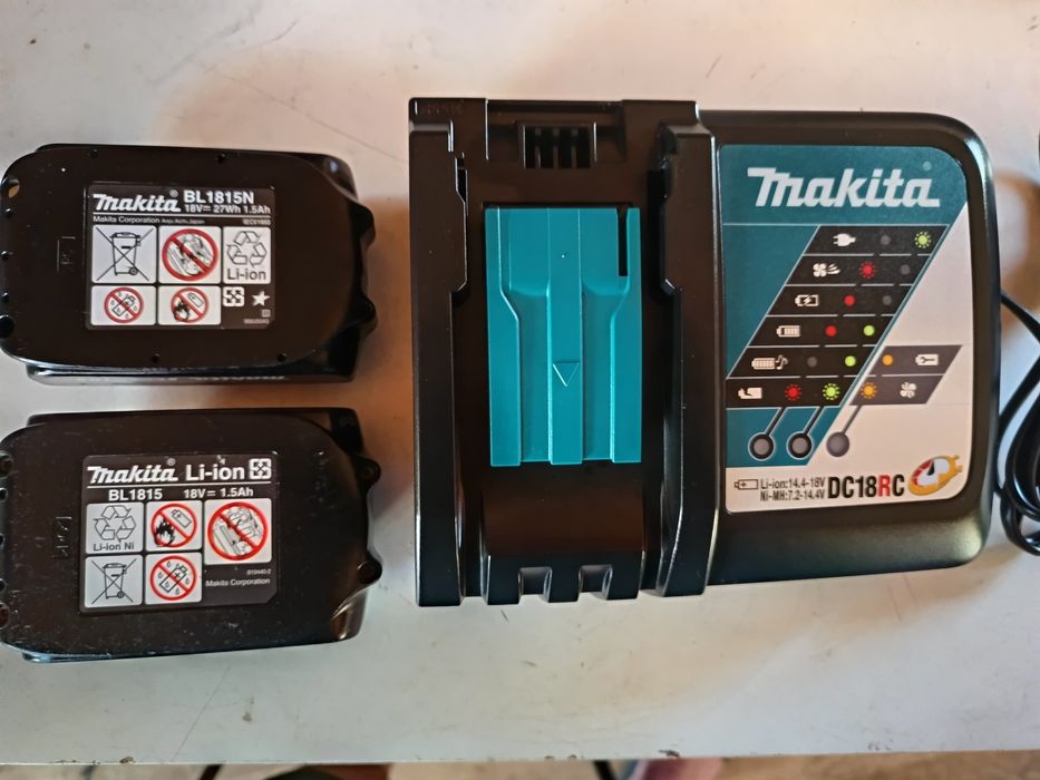 Incarcator Makita 18 V nou cu 2 acumulatori.
