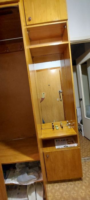 Шкаф в прихожую бу