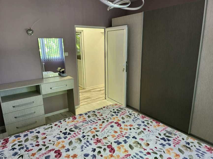 Дава се под наем Двустаен апартамент в София, Надежда 1 - 70 кв.м за 423.81 € - Снимка #5