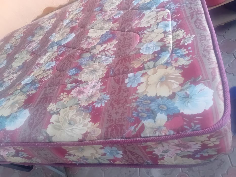 Матрас двухспальнии