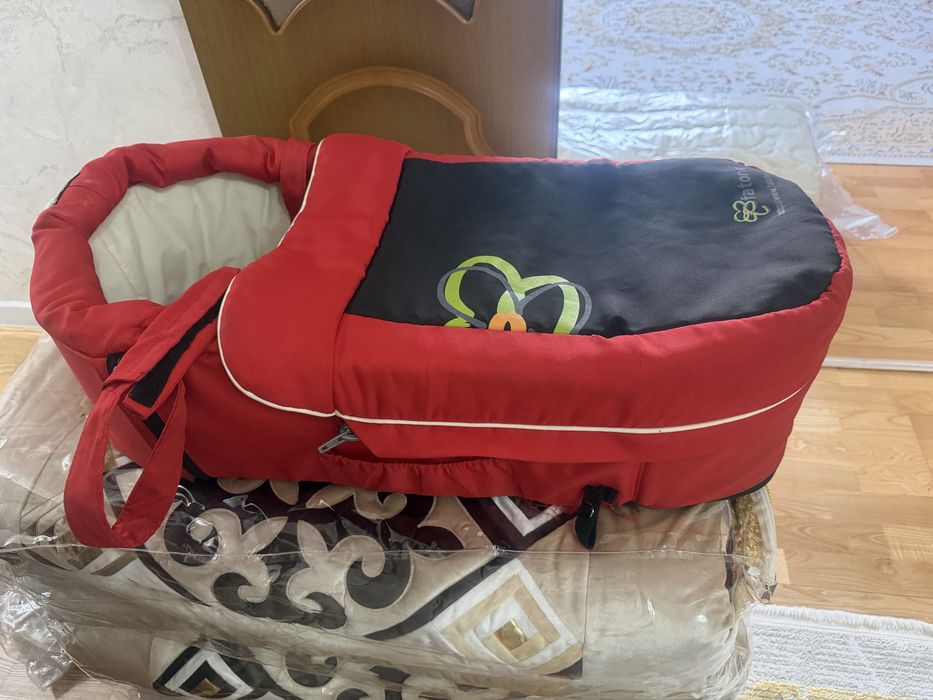 Продам детскую переноску