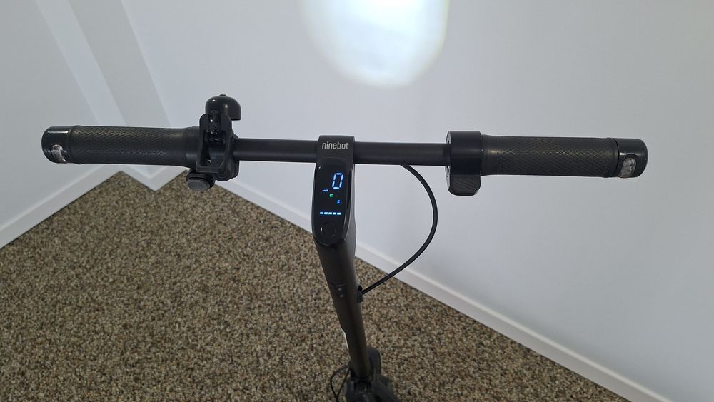 Trotineta electrica Segway-Ninebot f2