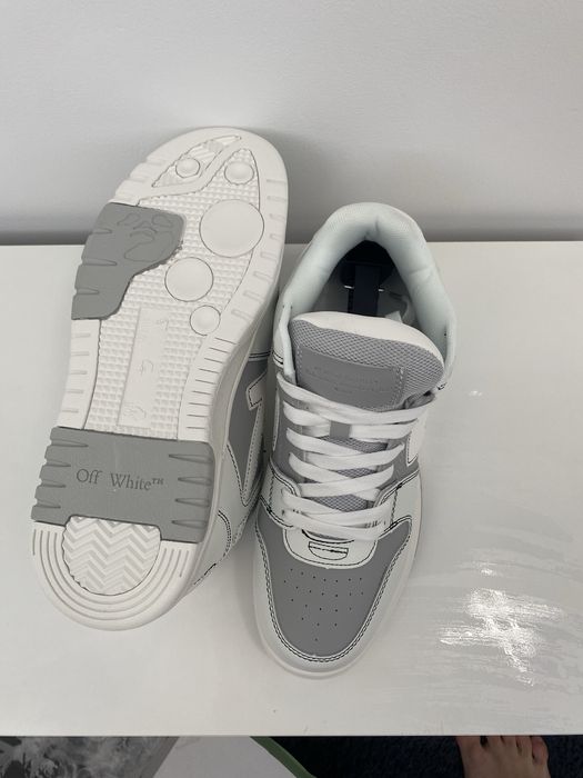 Off-White Sneakers