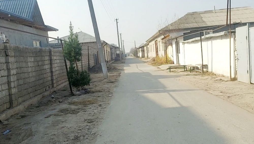 Авангард бойкургон 2 сотих 3 хона  учаска сотилади