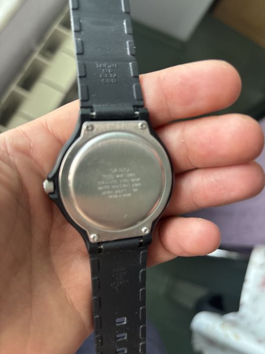 Casio часовник нов