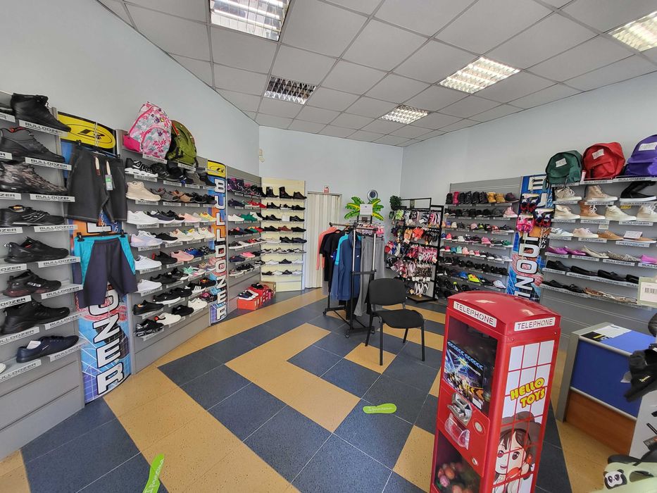 Дава се под наем Магазин в Пещера - 35 кв.м за 382.5 € - Снимка #1