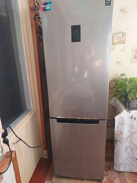 Холодильник Samsung 31 Frendsa