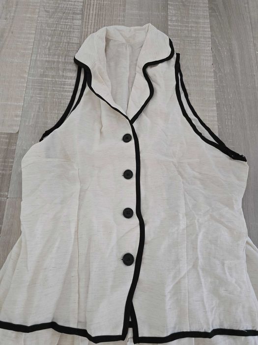 Дамски комплект пола с елек