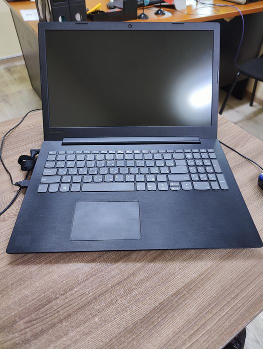 Ноутбук Lenovo V145