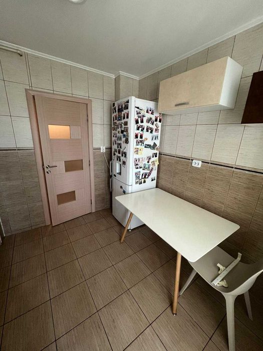 Apartament 3 camere de vânzare