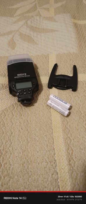 Продавам  Sony A7 III Kit (с обектив) + Светкавица Meike MK320