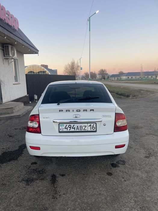 Продам приору 2011 года