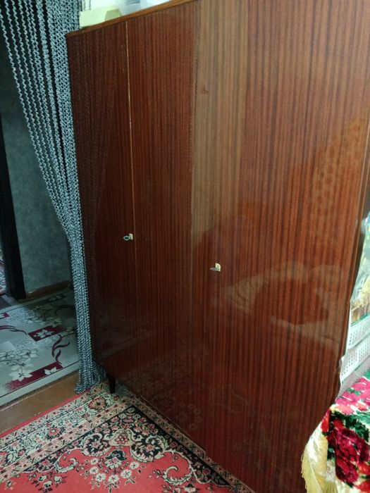 Продам мебель для зала спальни.