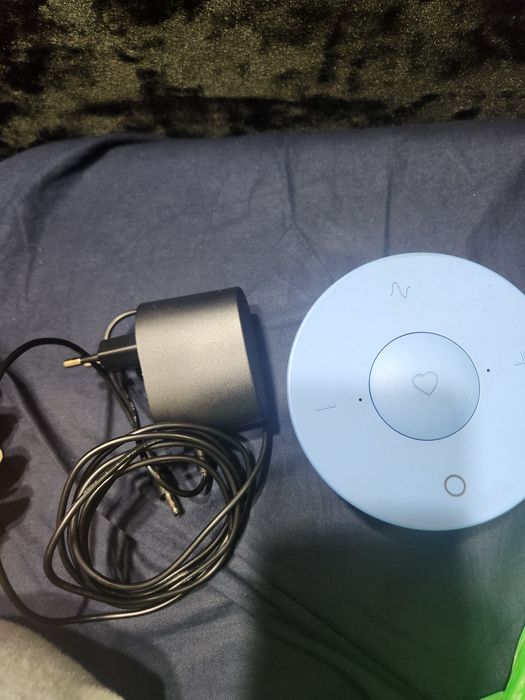 Срочно продам яндекс колонку от сбербанка