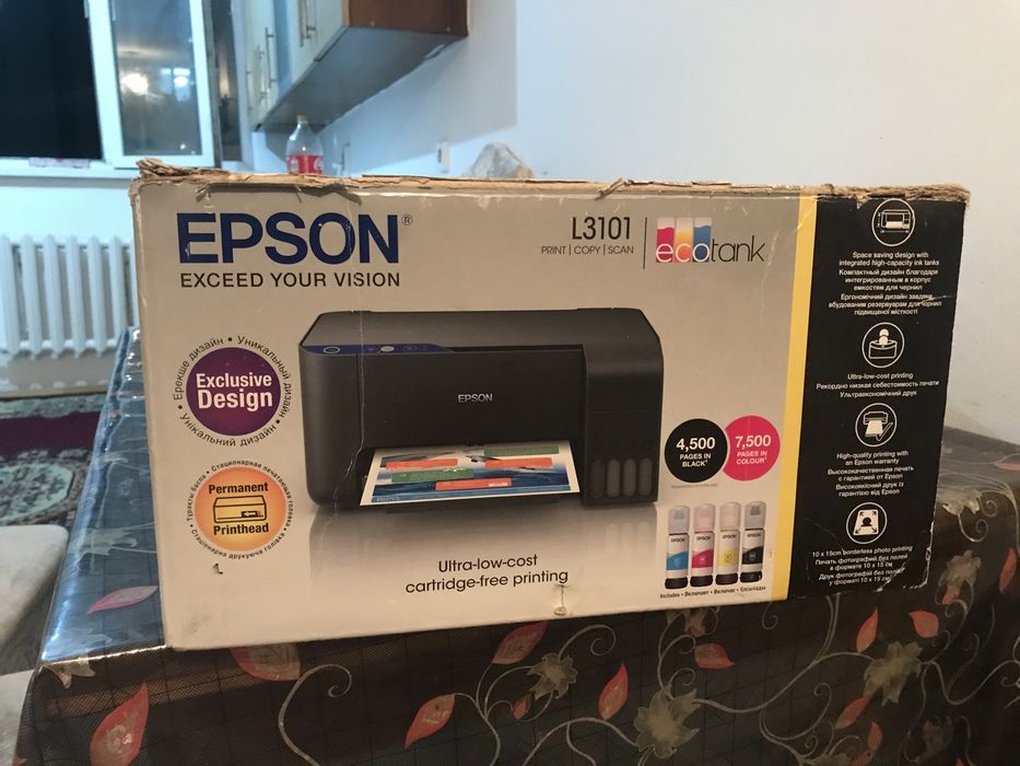 Принтер EPSON новая, только краска высохла
